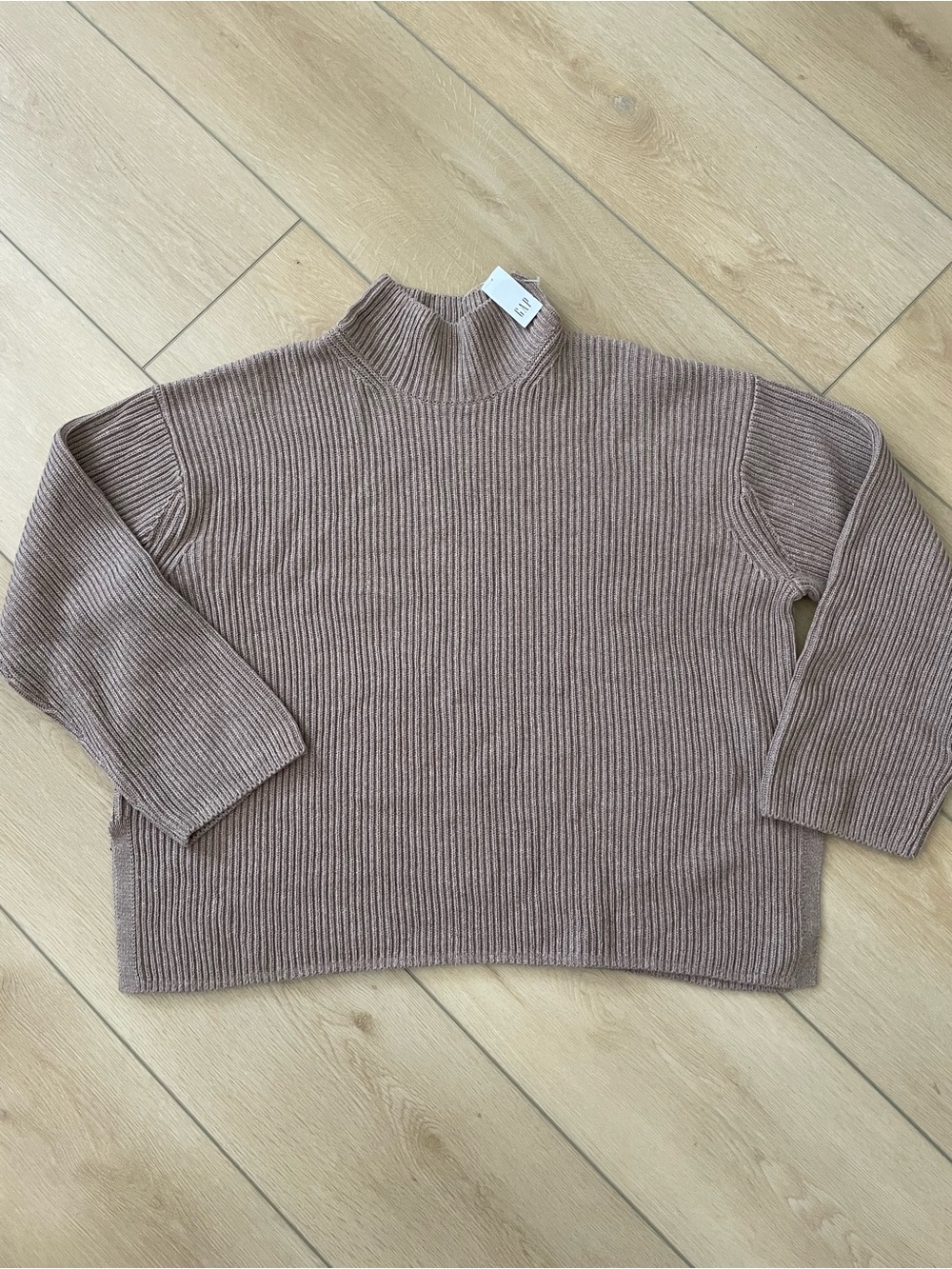 GAP Ribbed Mock Neck Sweater in Taupe